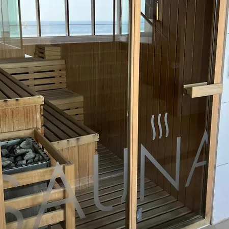 Luxury - - Sea Views, Pool & Terrace بينايدورم